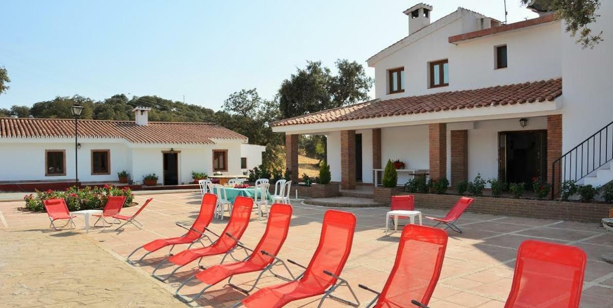 Gasthaus Santa Marta Complejo Rural Con Pista De Padel Archidona Exterior foto